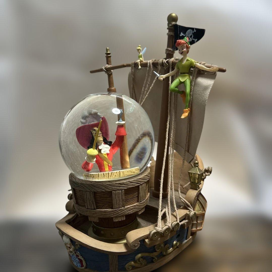 ディズニー　ピーターパン スノードーム付き船