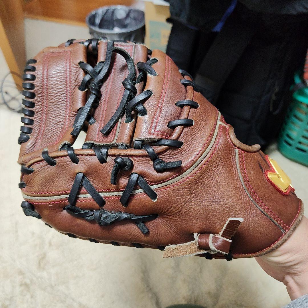 【硬式用】ハタケヤマ　ファーストミット　左投げ用