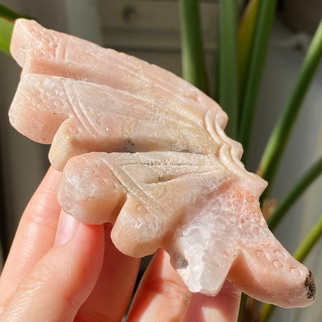 【 キュート ピンクアメジスト バタフライ 原石 スタンド付き 蝶々 さん 】