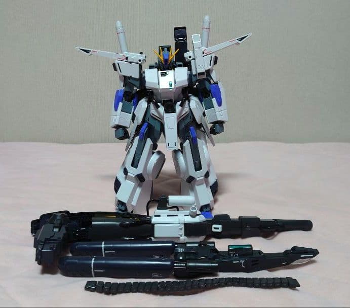 バンダイ MG 1/100 FAZZ Ver.ka