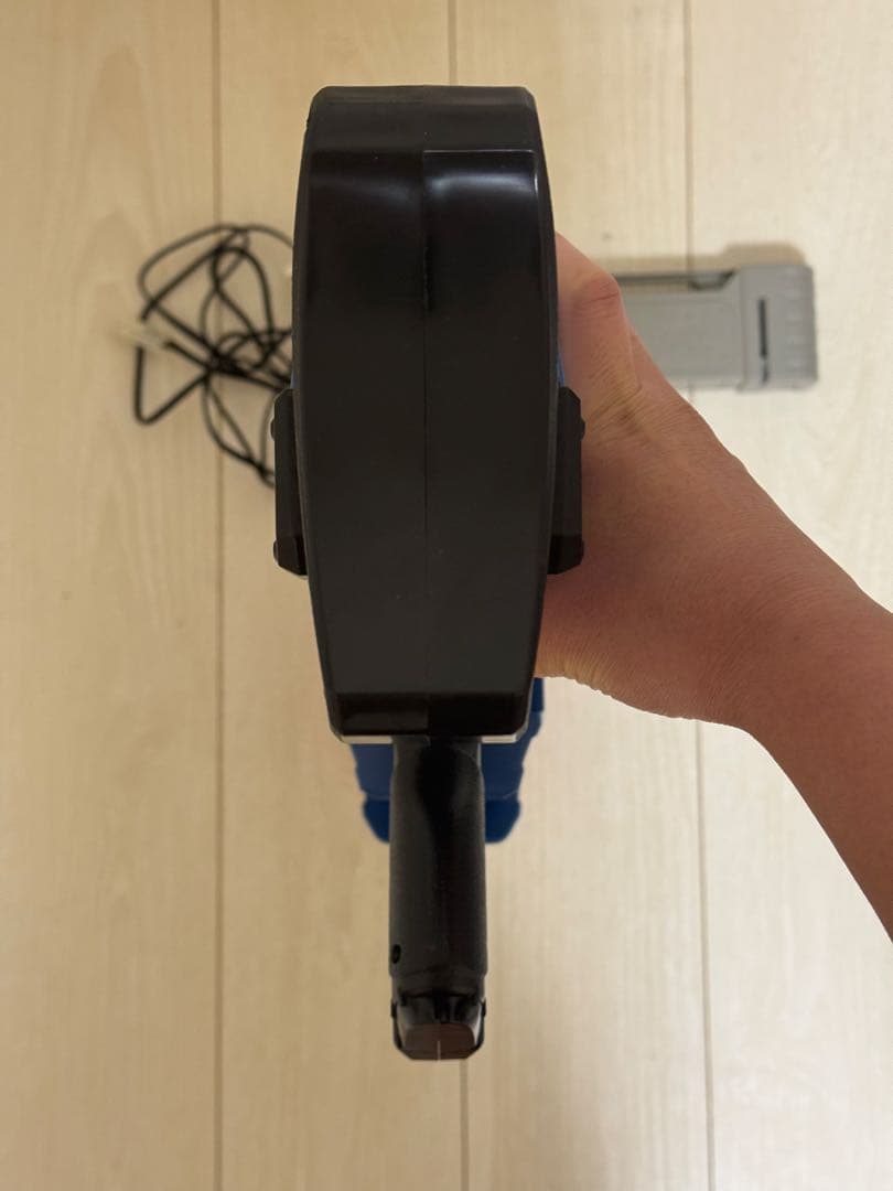 ナーフ ライバル ネメシス 充電式のバッテリー付き