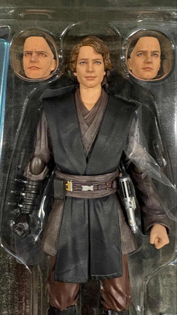 フィギュアーツ　AHSOKA アナキン・スカイウォーカー フィギュア