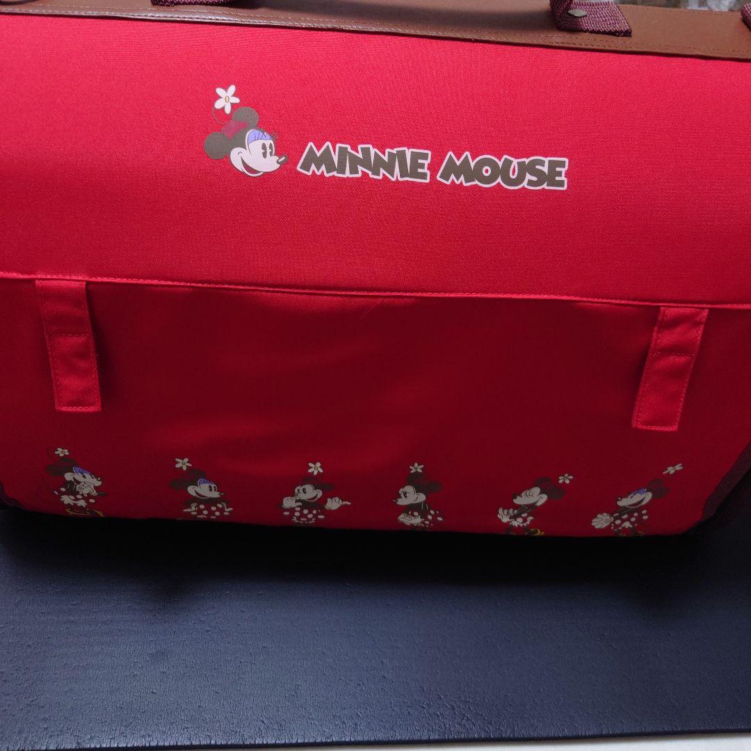 Minnie Mouse 赤いキャリーバッグ