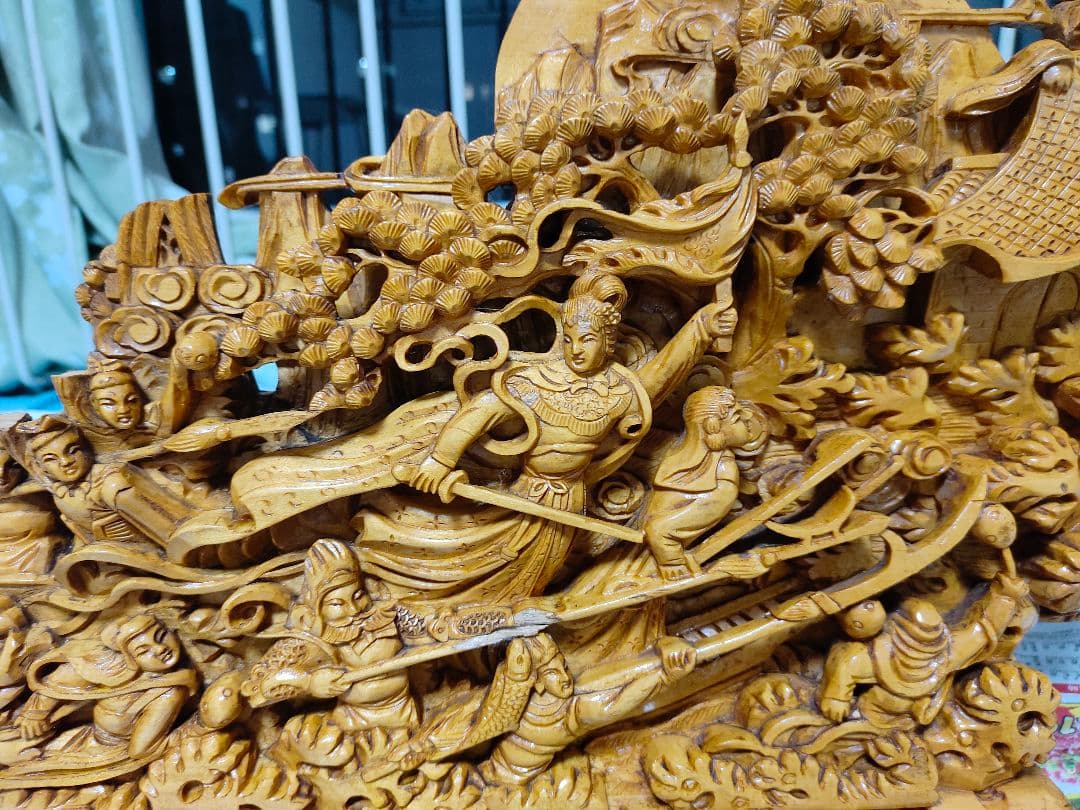 中国神話テーマ 木製彫刻 大きめ