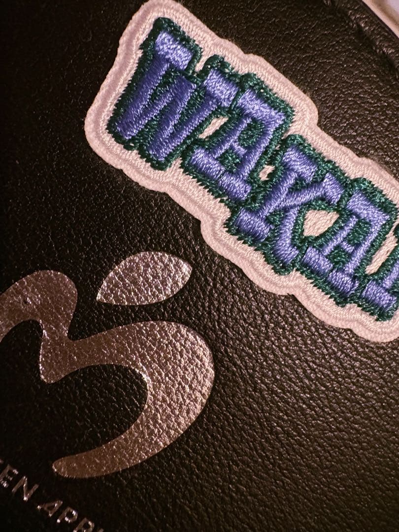 Mrs. GREEN APPLE ペンライトケース等