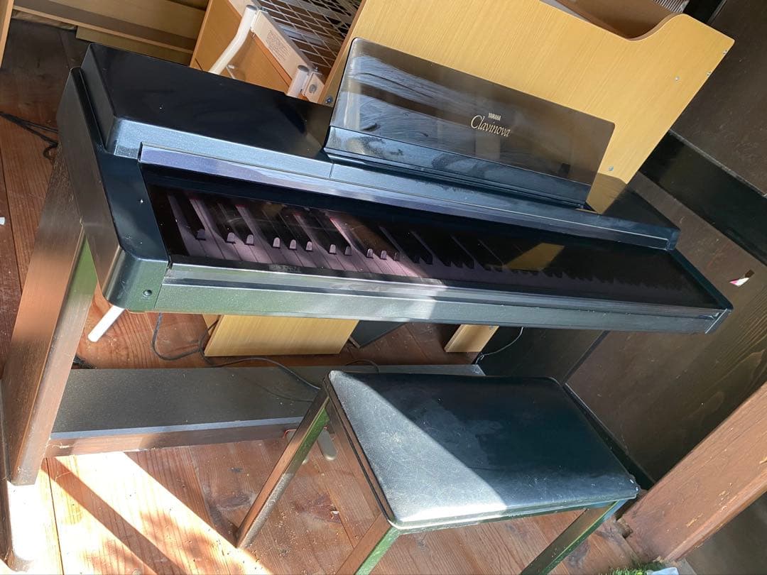 Yamaha Clavinova CLP-560 電子ピアノ　専用椅子付き