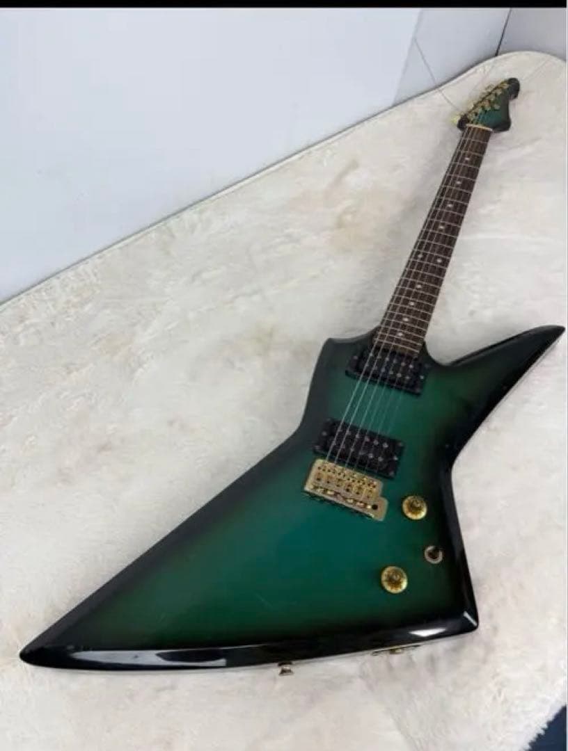 Aria Pro II ZZ DELUXE エクスプローラーギター