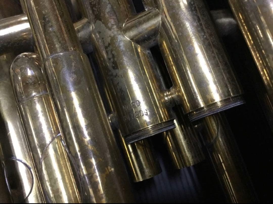 日本管楽器製作所　中バス・チューバ　E♭調