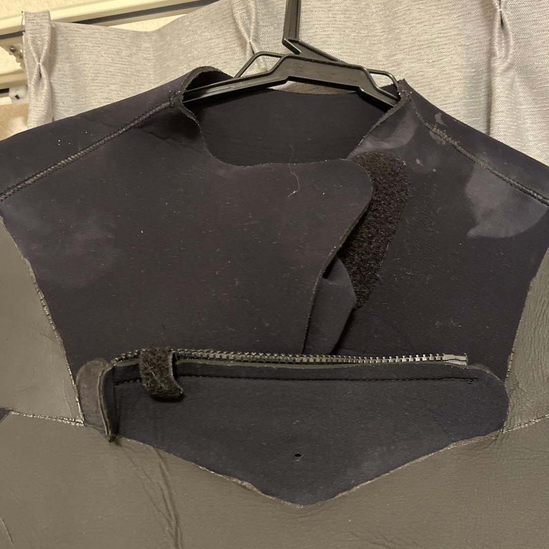 セミドライスーツ