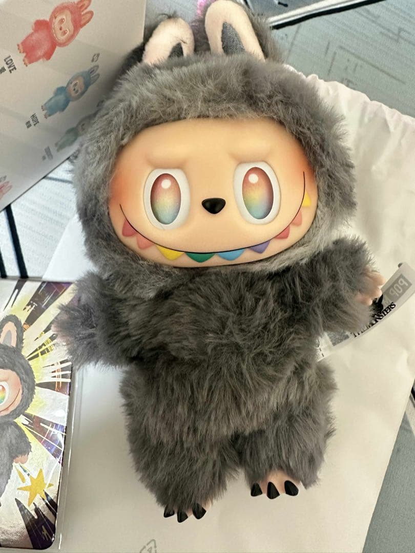 正規品LABUBU ラブブシークレット エナジー ID