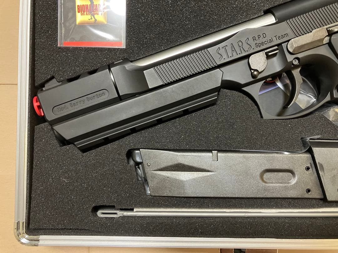 バイオハザード　東京マルイ サムライエッジ バリーバートンモデル 2001
