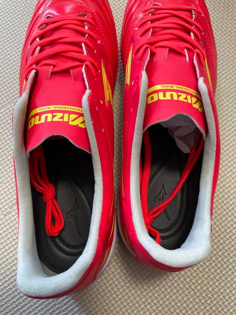 未使用　日本未発売！ミズノ モレリア ネオ4 プロ AS 27cm