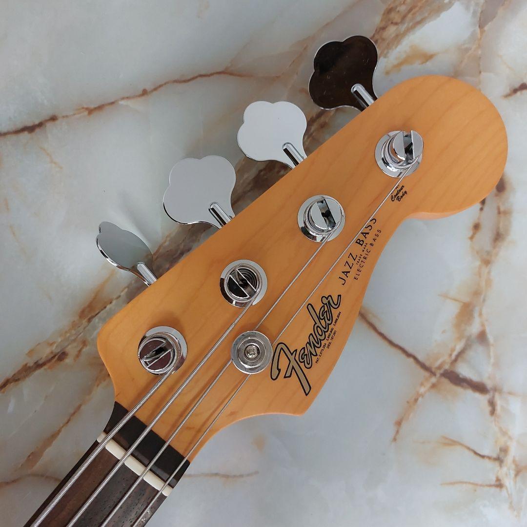 ベース Fender SCANDAL Tomomi Jazz Bass