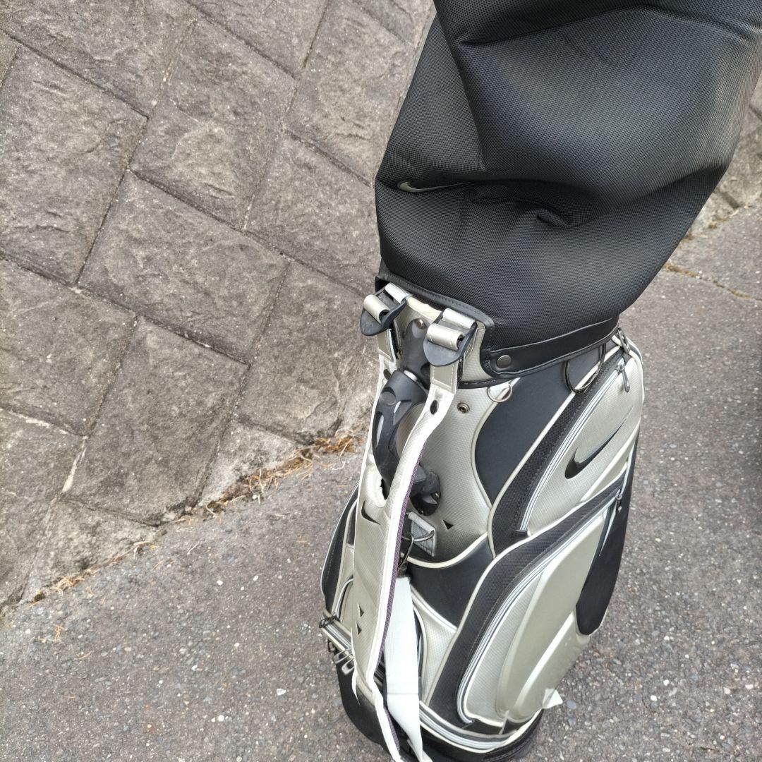 【トオル】Nike Golf キャディバッグ 、ゼクシオU、アイアン他