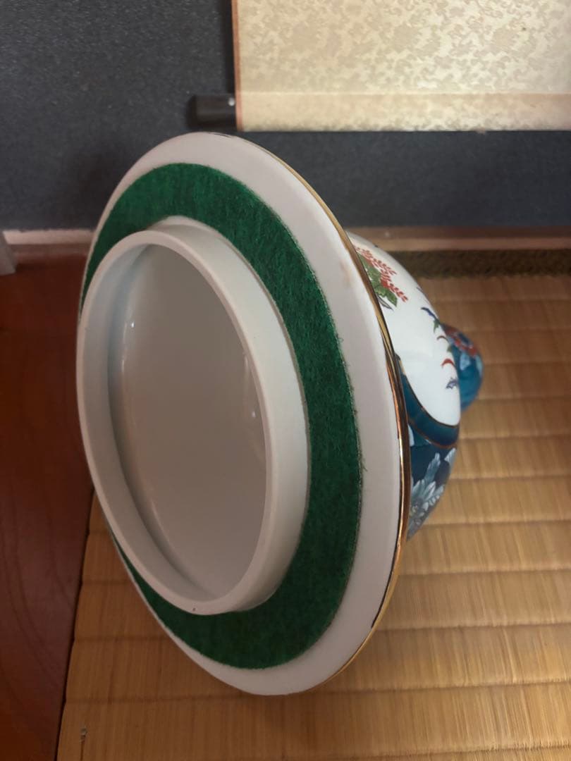 金龍窯　博山作　飾壷　伝統工芸美術