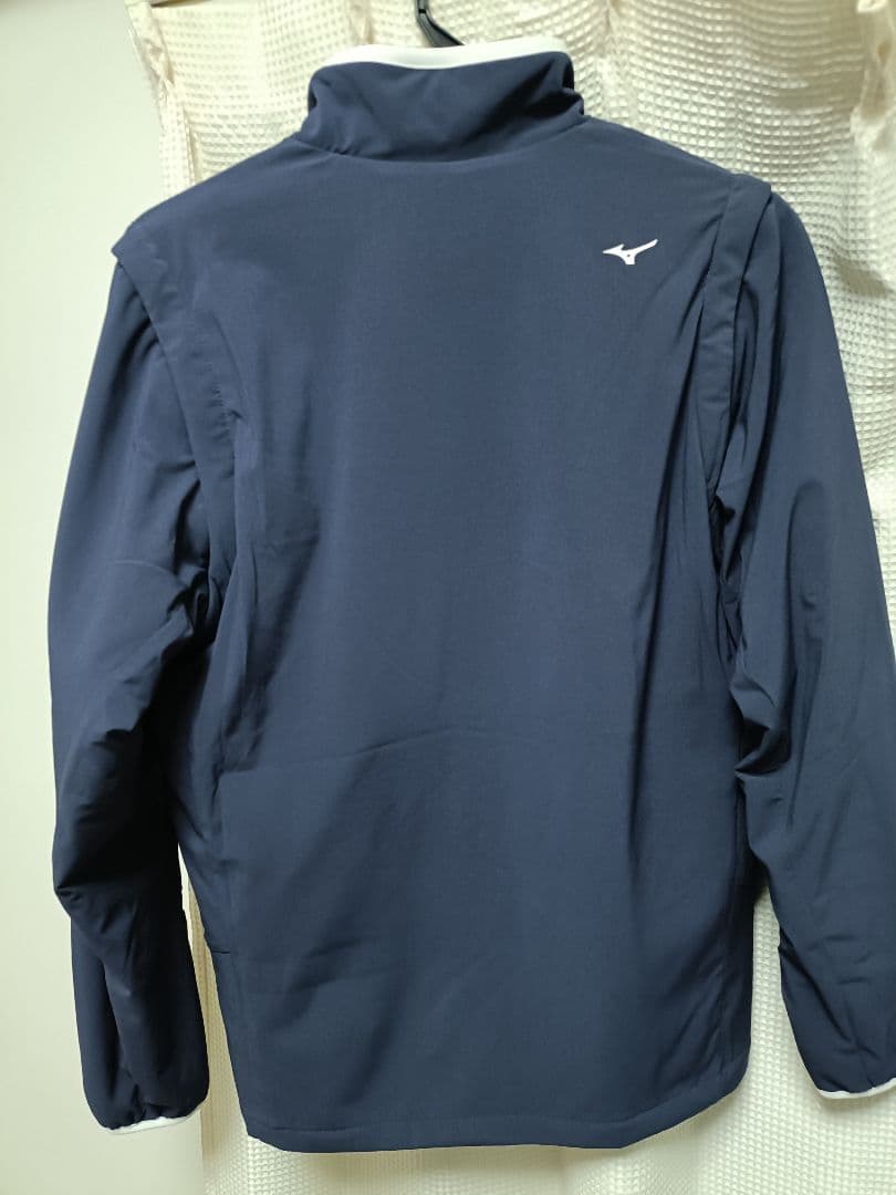 新品未使用 ミズノ ブレスサーモ中綿ブルゾン Mサイズ