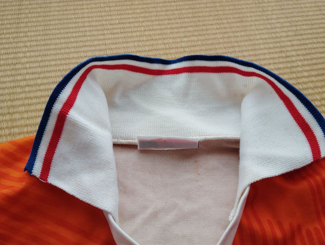 ク*ニ様 【即購入OK】オランダ代表ホーム　Lotto 長袖 サッカーウェア　イ