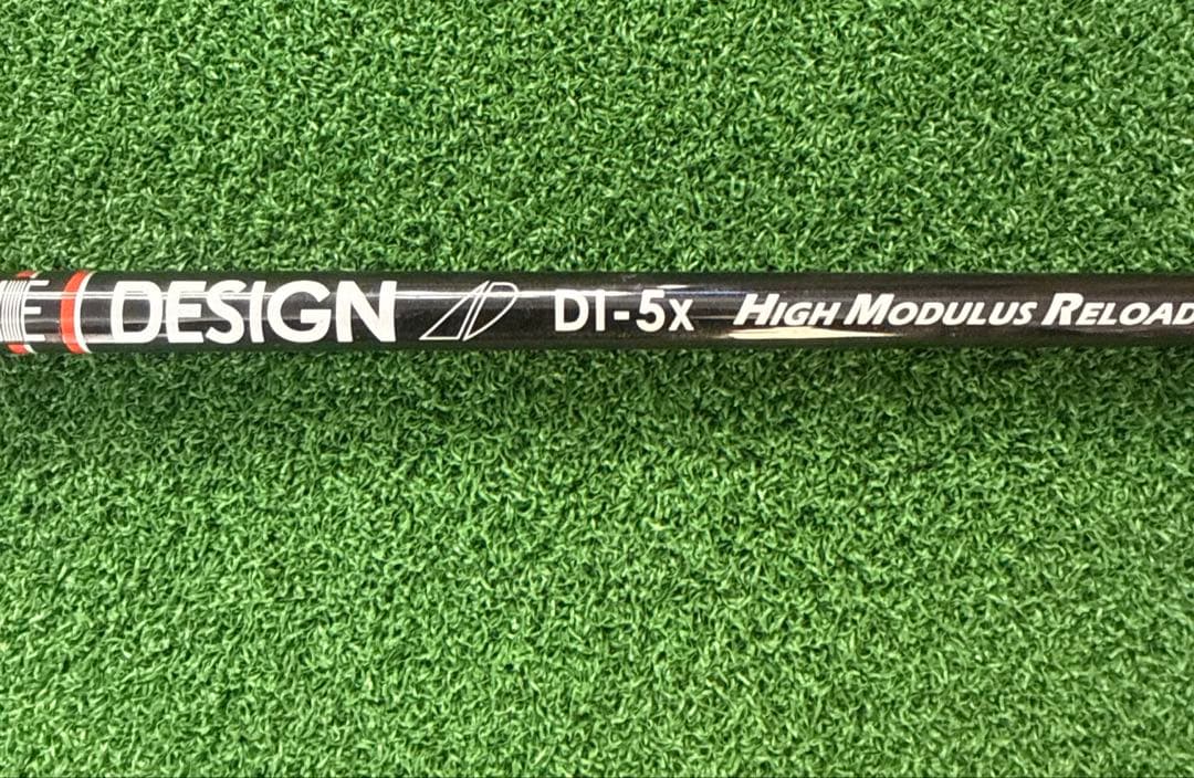 美品　グラファイトデザインDI-5X ゴルフ　シャフト　テーラーメイド　スリーブ