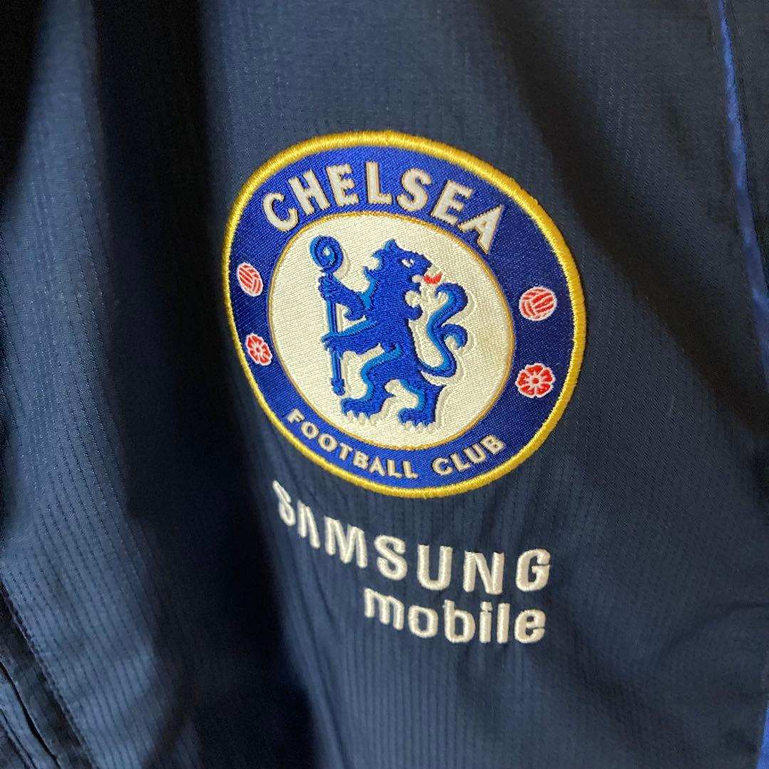 アディダス チェルシーFC ウィンドブレーカー