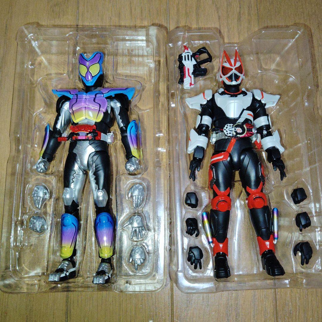 フィギュアーツ 仮面ライダーギーツ 仮面ライダーガヴ