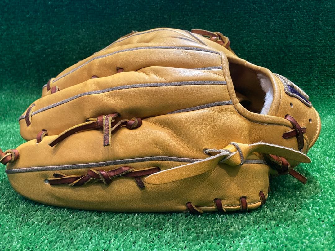 【即戦力品】ウィルソン スタッフ 一般硬式用 内野手用 グラブ ラベル変更済