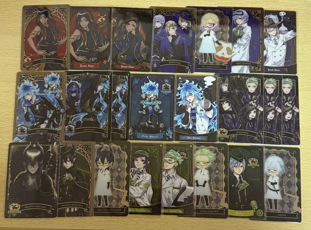 ツイステッドワンダーランド　まとめ売り