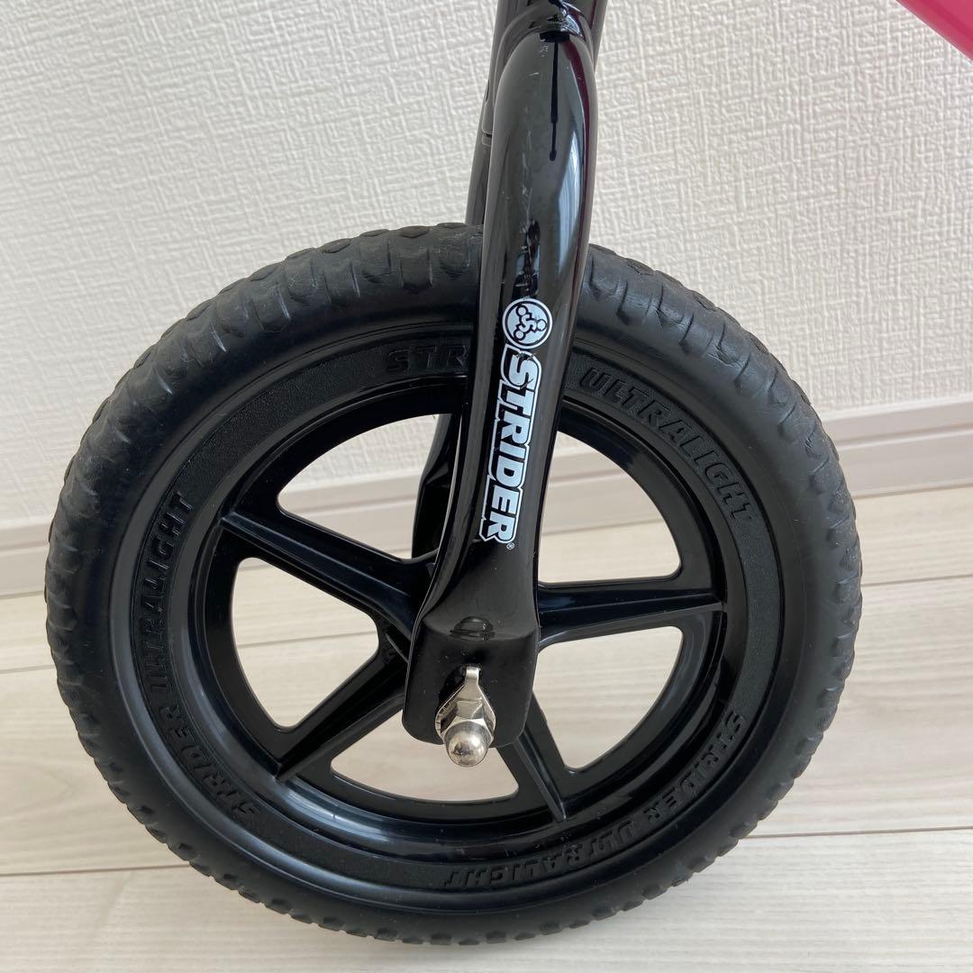 ✨美品✨ストライダー 12/スポーツ/ピンク/キッズ/キックバイク/自転車