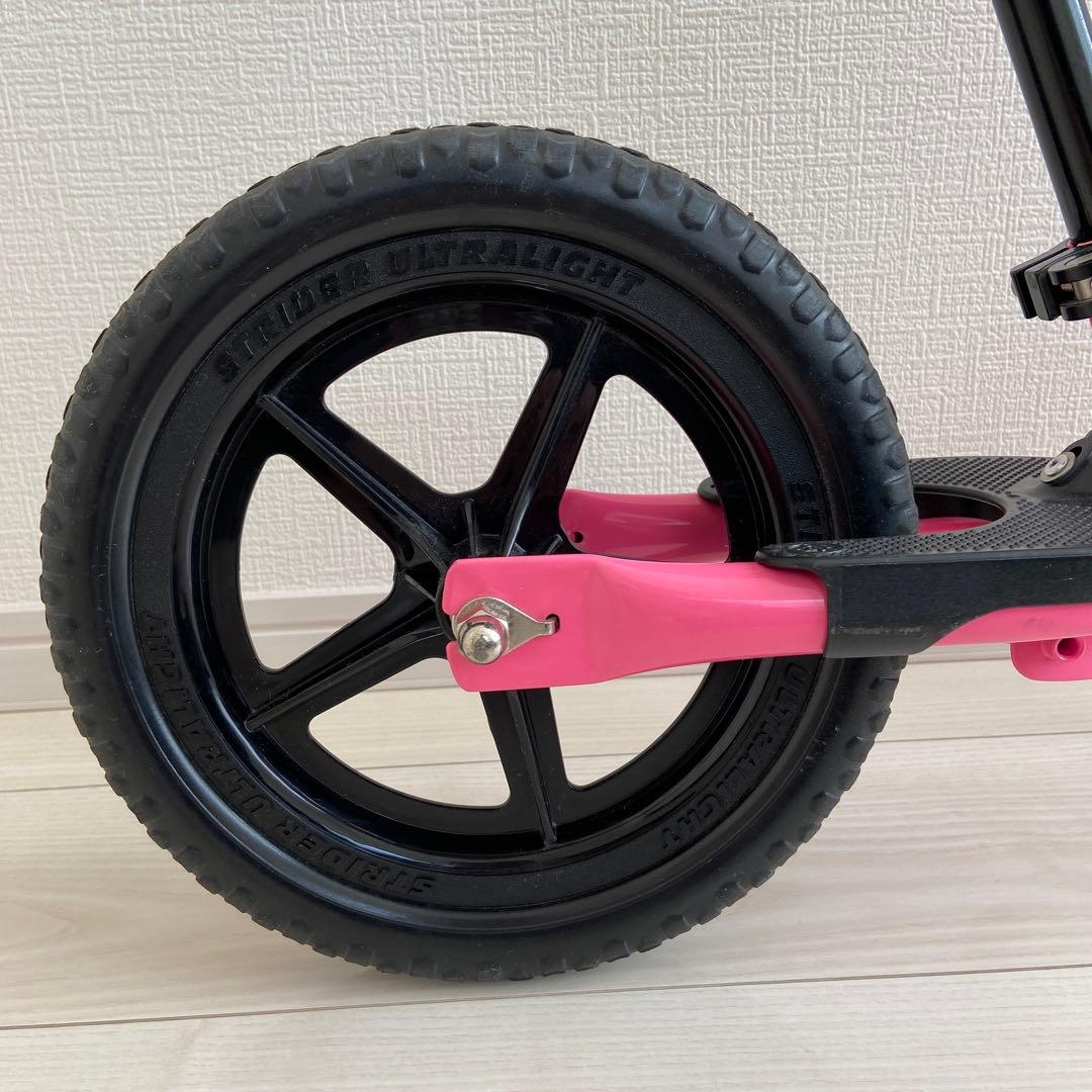 ✨美品✨ストライダー 12/スポーツ/ピンク/キッズ/キックバイク/自転車