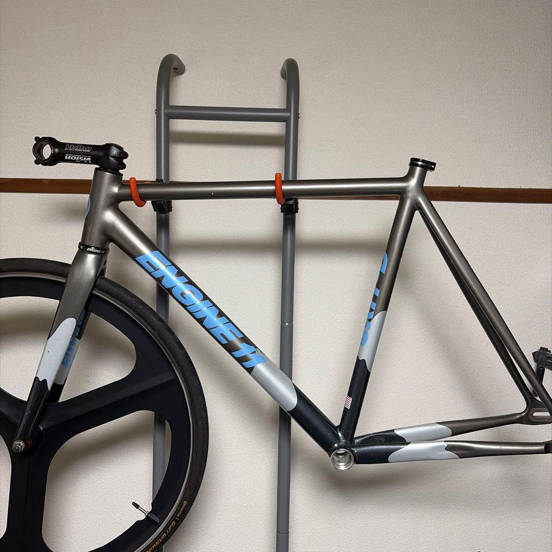 ENGINE11 CRITD ピストバイク　フレーム　バトンホイール付き