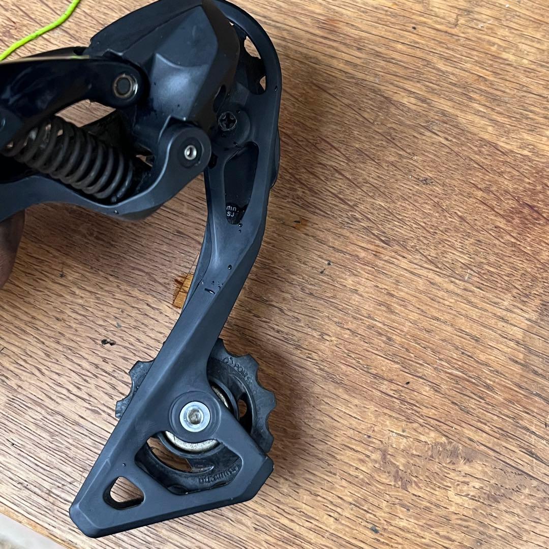 Shimano 105 油圧ディスク 取り外しグループセット