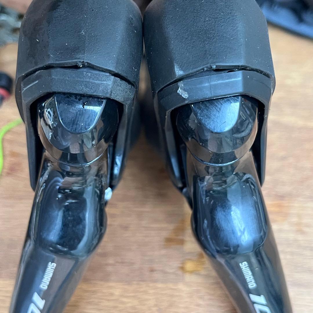 Shimano 105 油圧ディスク 取り外しグループセット