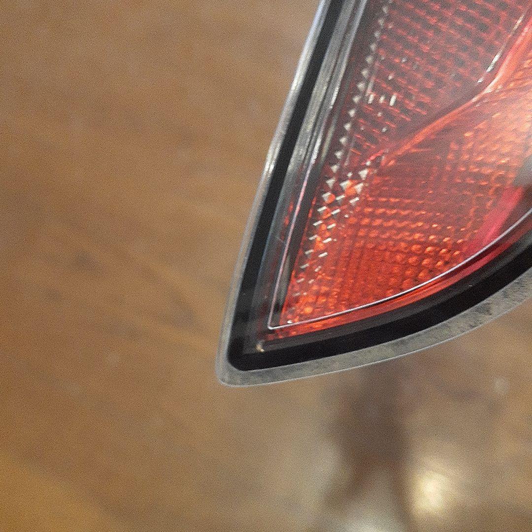 プリウス　50系　前期　左テールランプ　下側
