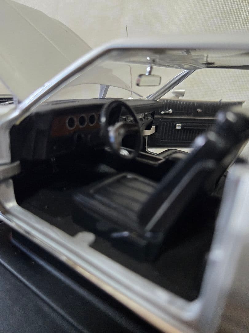 aki　1976フォード「グラン・トリノ」1/18とリーガルネームタグ