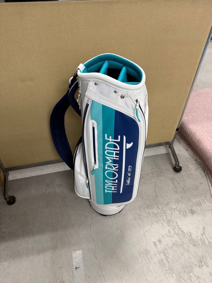 TAYLORMADE キャディバッグ ホワイト・ブルー・グリーン
