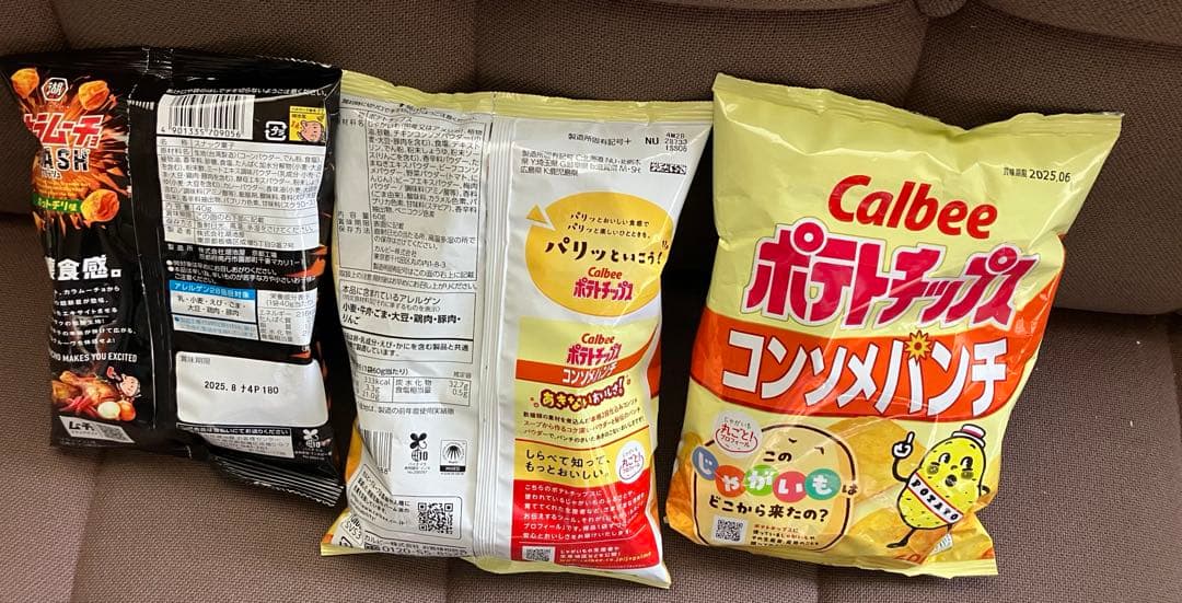 即席麺とスナック菓子のセット