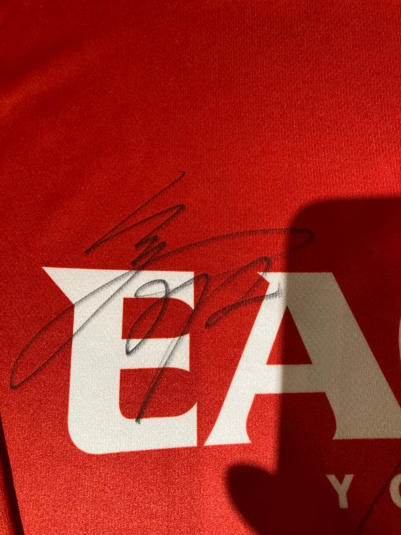 横浜キャノンイーグルス　グリエル、フィリップ、梶村選手　直筆サイン入り応援シャツ