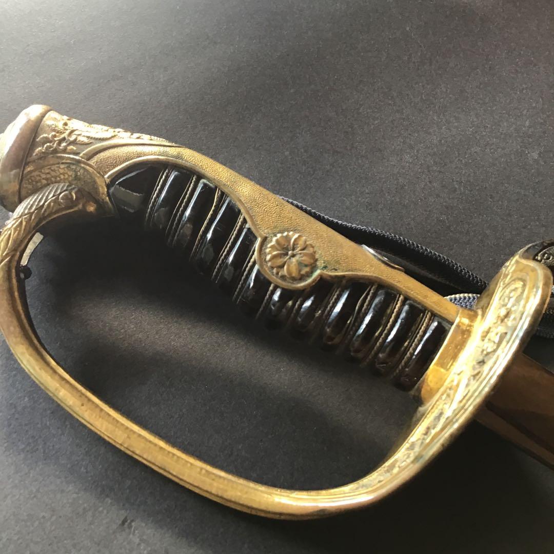 戦前昭和　指揮刀　丸ニ鷹の羽家紋　特注サーベル