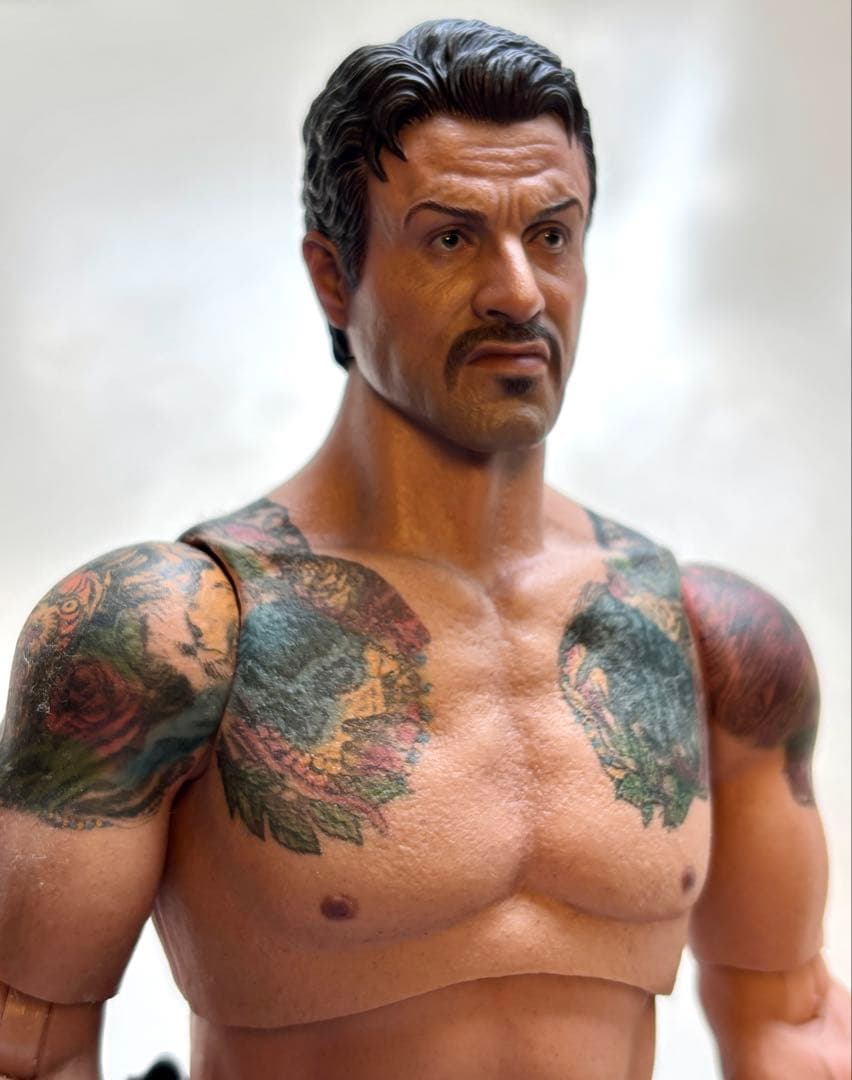 ホットトイズ/エクスペンダブルズ2/スタローン/フィギュア/バーニー・ロス/箱付