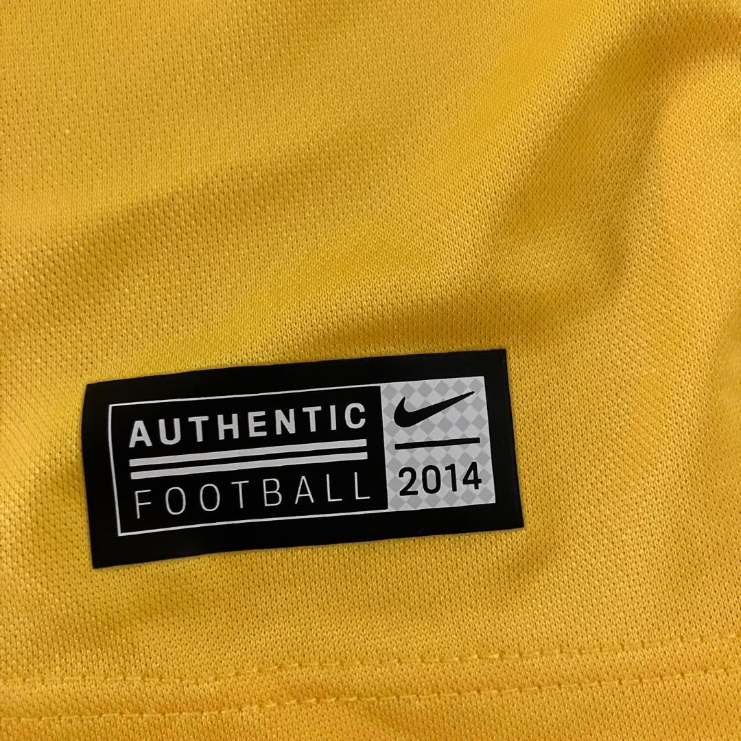 Nike製ブラジル代表シャツ 2014 ＳDri-FIT素材　ナイキ　サッカー