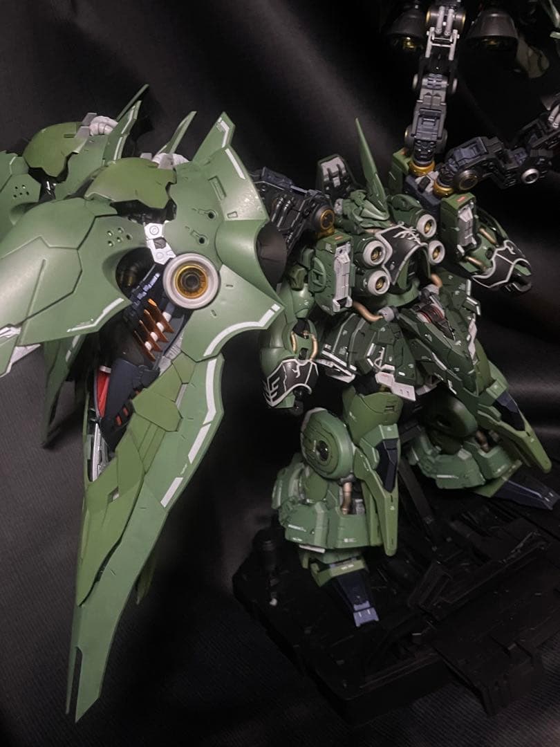 アクシズ社　オシリスエリアル　ドミネーター　MGクシャトリヤ　完成品　中華　海外