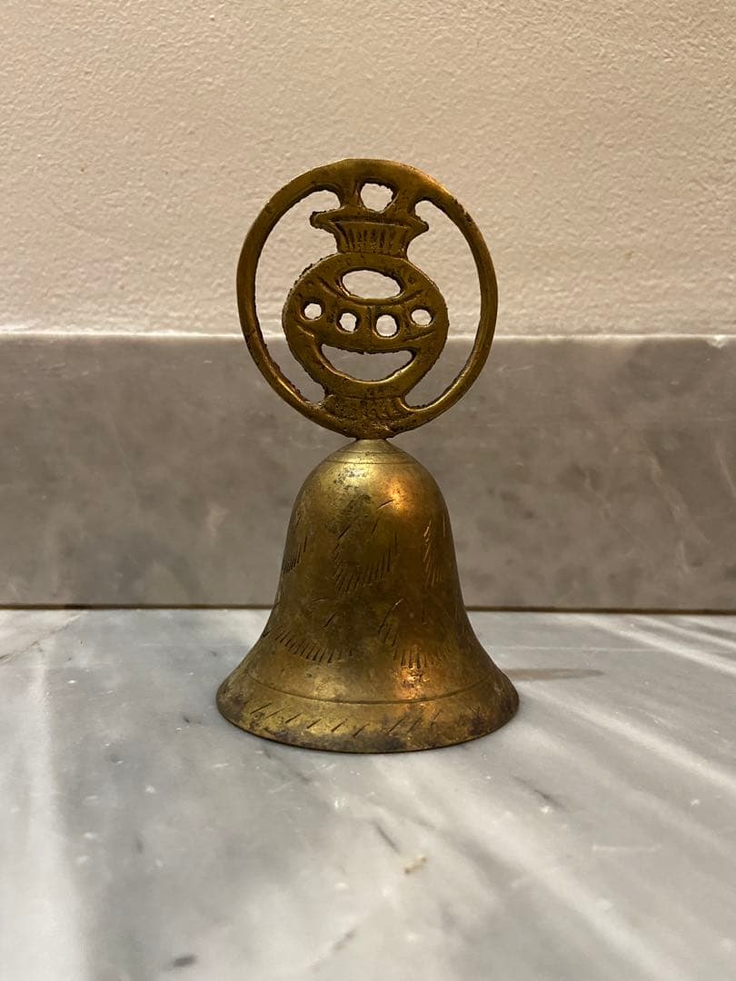 1900年代アンティーク 真鍮装飾修道院ベル ル・コルビュジエ ラ・トゥーレット