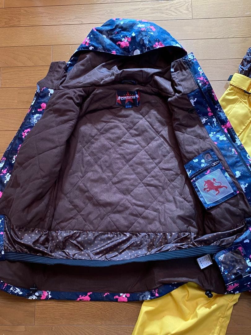 美品　PONTAPES ポンタペス　スノボ　スノーボード　ウェア　Ｓ（11号）