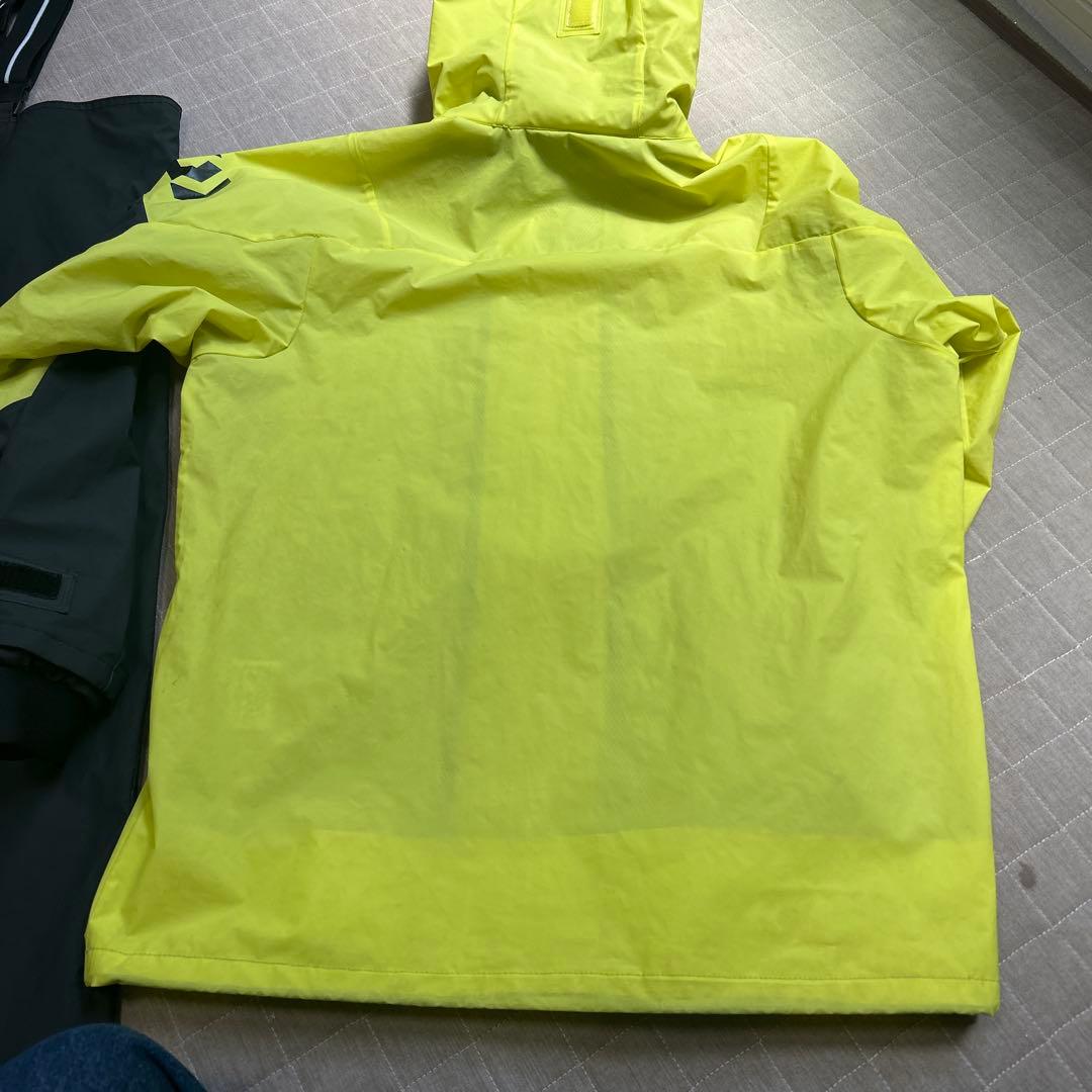 防水レインウェア フード付き 黄色/黒　ダイワ　daiwa Lサイズ