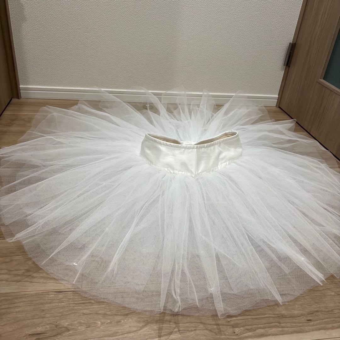 バレエ　チュチュ　ホワイト　白　シンプル　新品未使用　ハンドメイド　大人