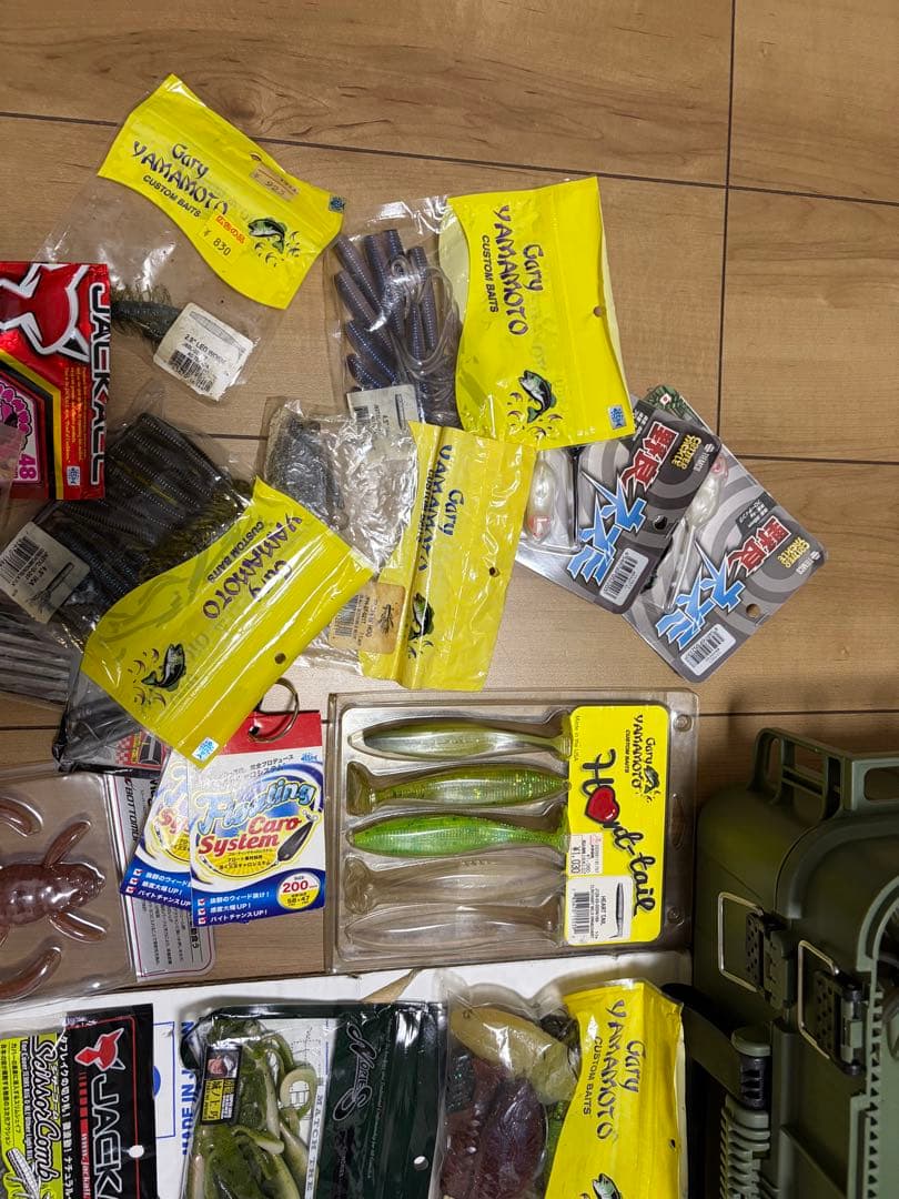 定価五万超えバス釣りセットと　収納ボックス