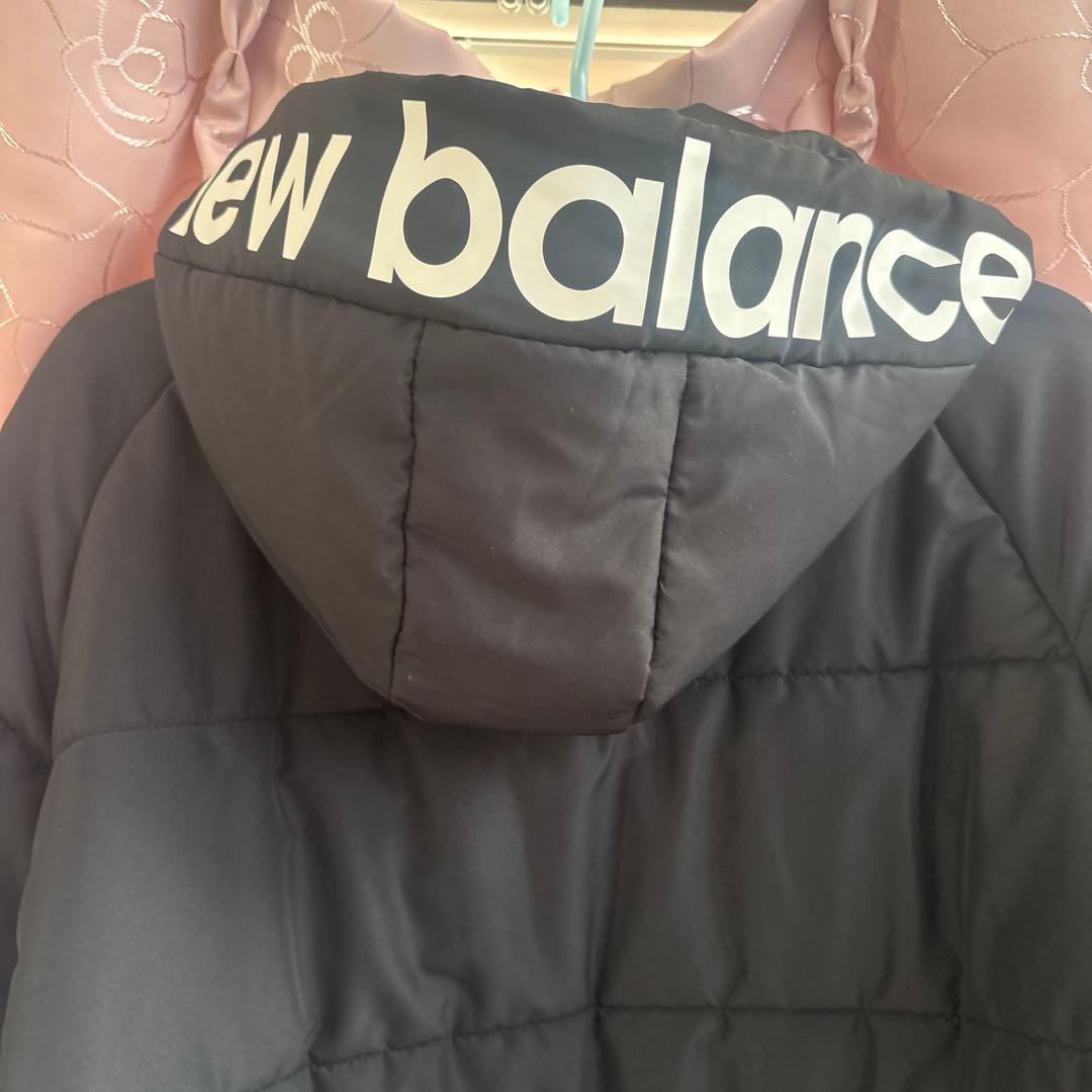 ニューバランス　ベンチコート