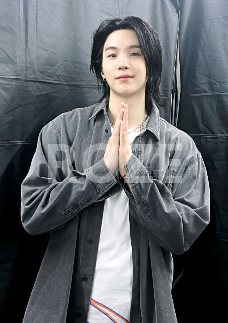 BTS SUGA Agust D D-DAY 長袖 シャツ グレー L 未使用