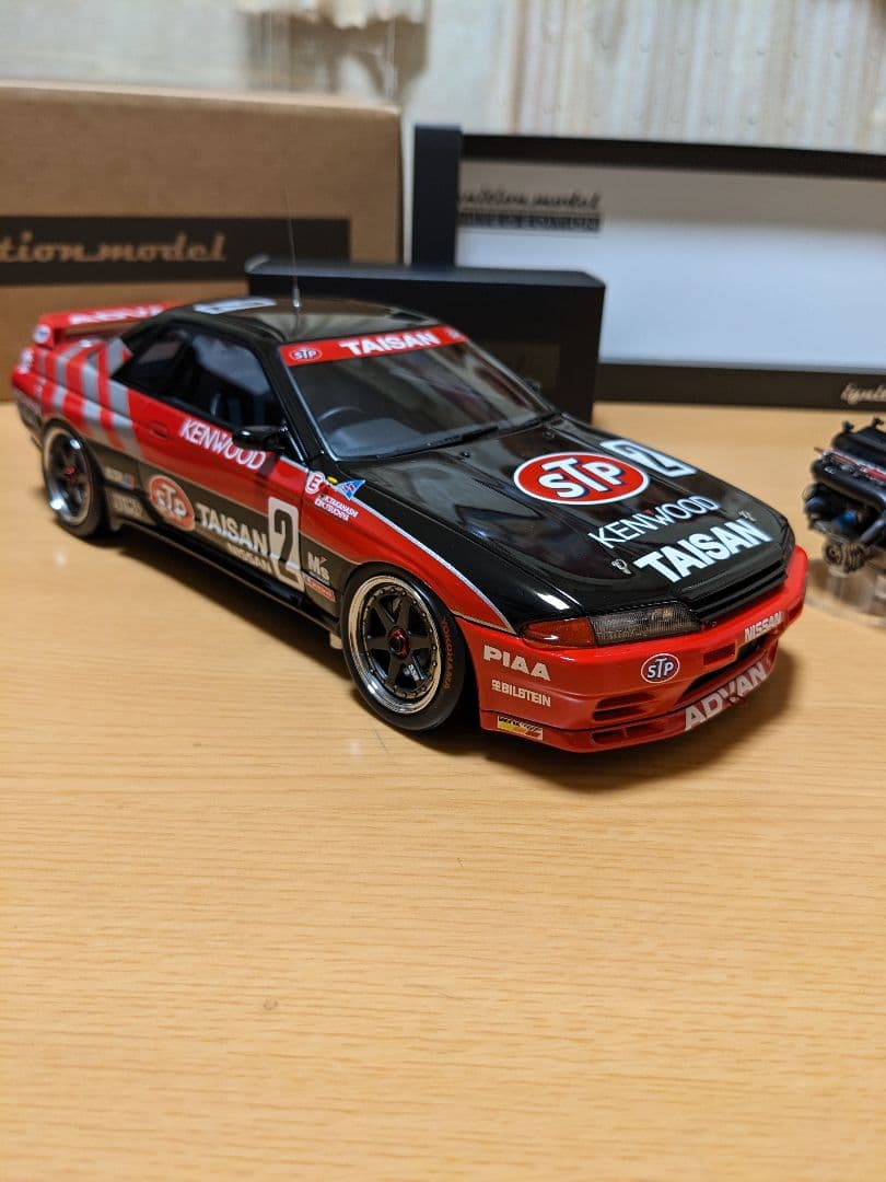 イグニッションモデル1/18　STP タイサン GT-R 1992 JTC
