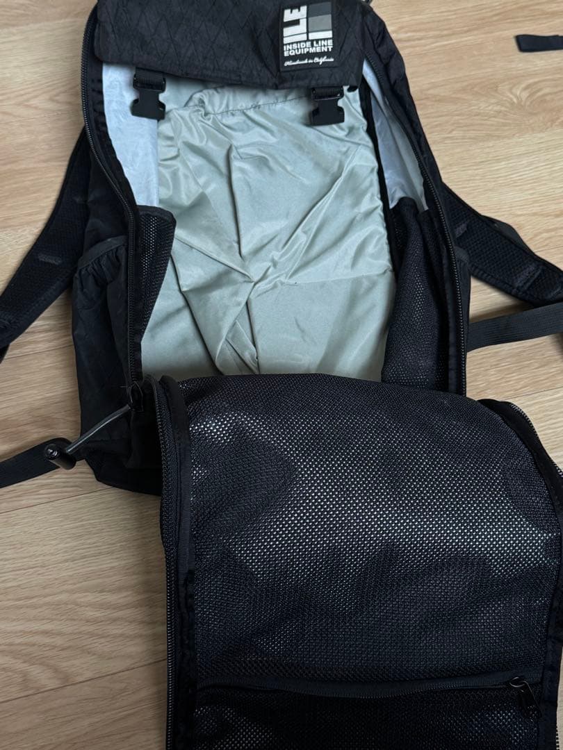 アクセサリー ILE Race Day Bag Black