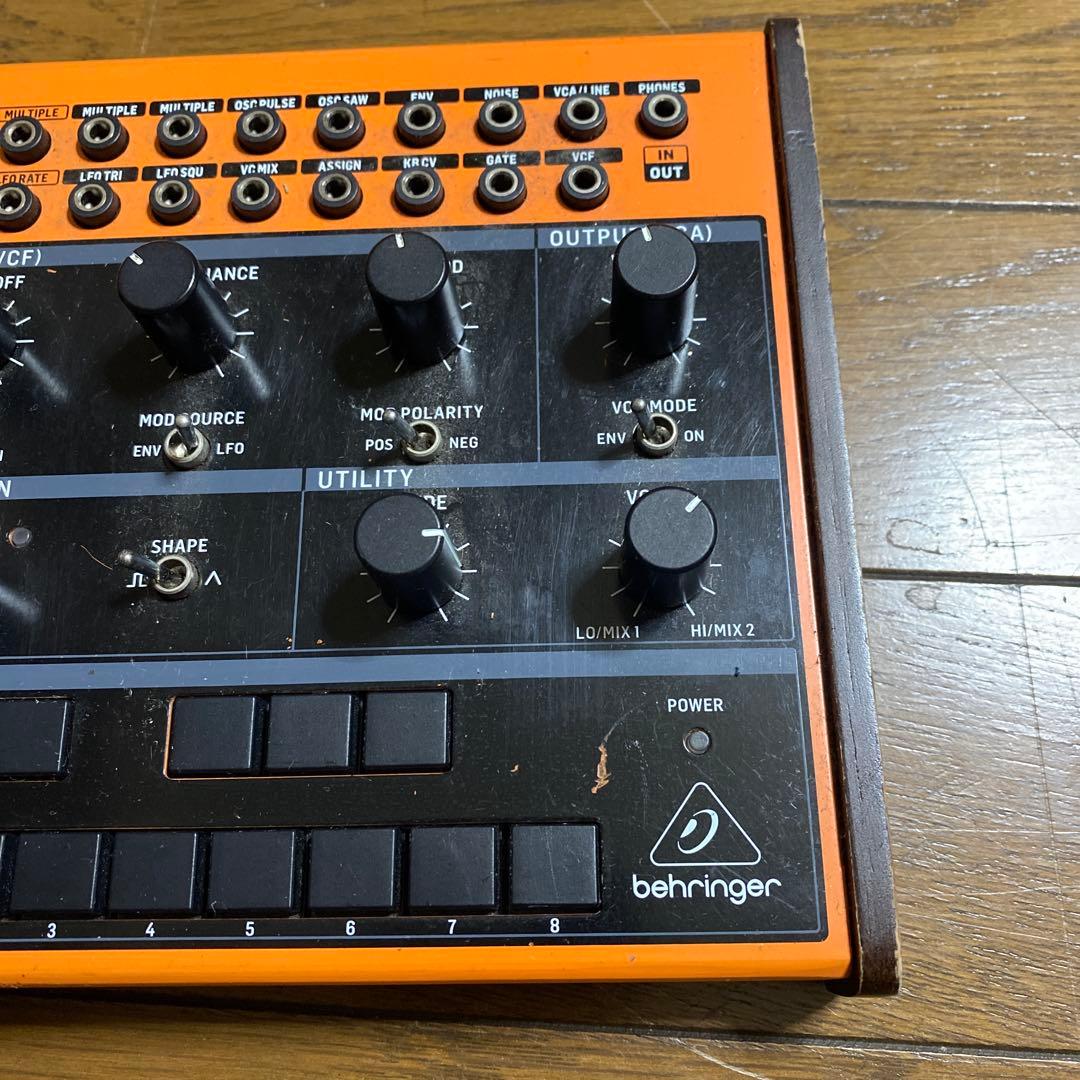 Behprginger CRAVE セミモジュラー　モジュラーシンセサイザー中古